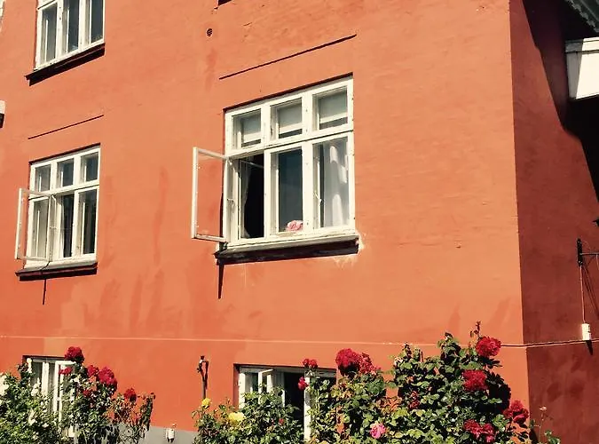 Bedandshower Bed and Breakfast 3*